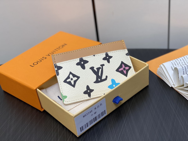 l**is V*t*n card holder-11*7*0.5cm