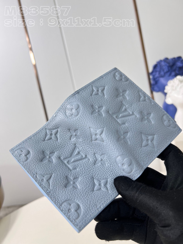 l**is V*t*n lisa wallet - 9*11.5*1.5cm