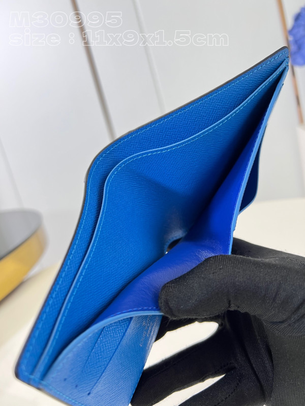 l**is V*t*n multiple wallet-11.5-9-1.5cm