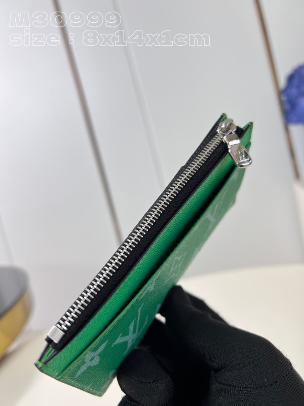 l**is V*t*n coin card holder-8*14.5*1cm