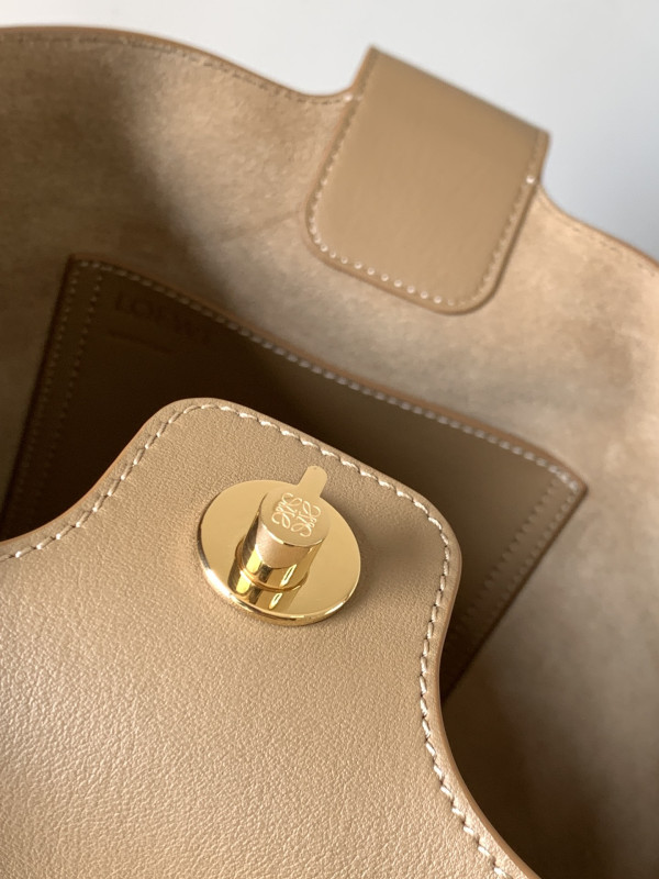 Loewe Pebble Bucket Bag-28*24*23CM