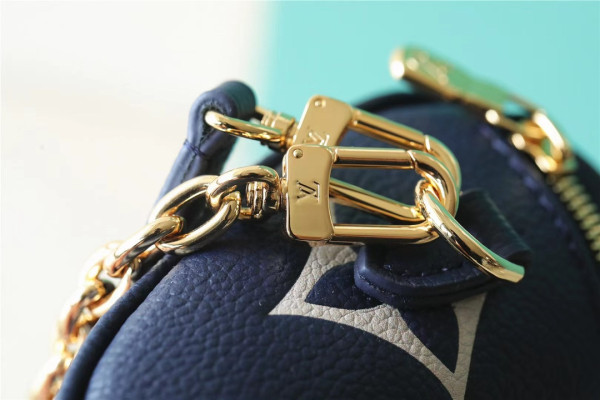 l**is V*t*n mini bumbag-17-12-9.5cm