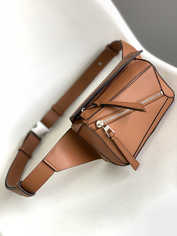 LOEWE PUZZLE BAG-18*12*7.5CM