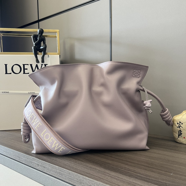 LOEWE Flamenco clutch- 24.5*30*10.5cm