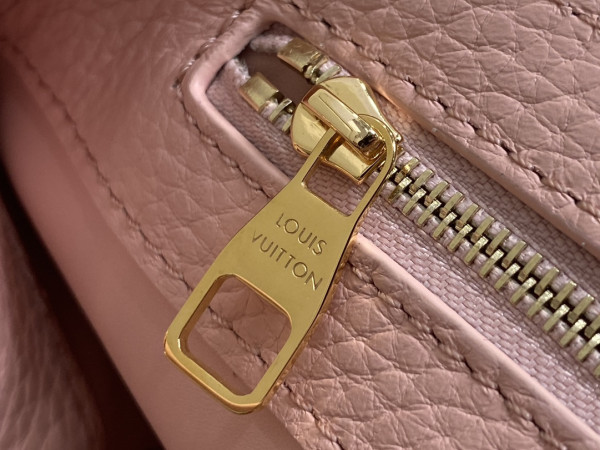 l**is V*t*n capucines bb-31.5*20*11cm