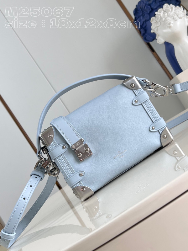 l**is V*t*n side trunk pm-18*12.5*8cm