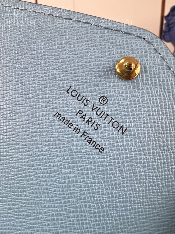 l**is V*t*n sarah wallet-19*10.5*2cm