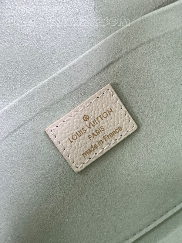 l**is V*t*n pochette fÉlicie