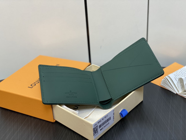 l**is V*t*n multiple wallet-11.5*9*1.5cm