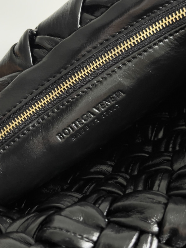 Bo*te*ga ve*ne*ta città shoulder bag-25*18*5.5cm