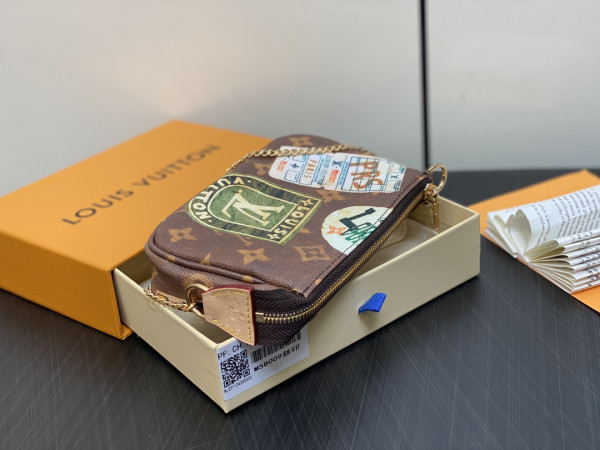 l**is V*t*n mini pochette-14.5*9.5*4.0cm