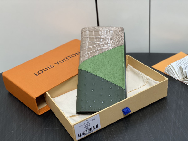 l**is V*t*n brazza wallet-10*19*2cm