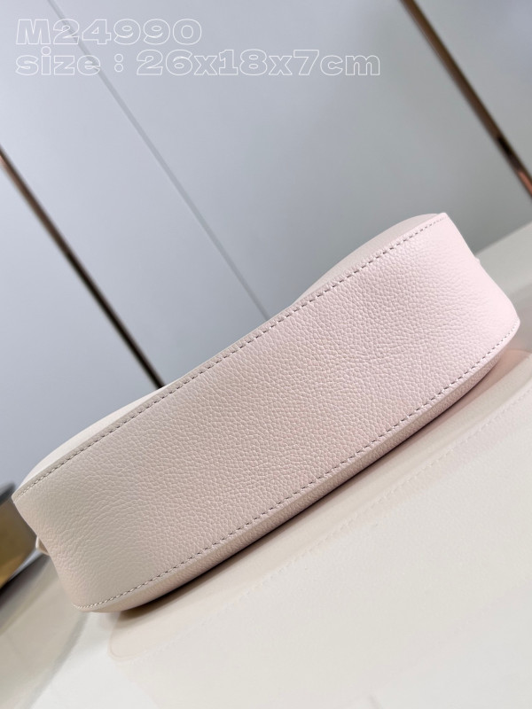 l**is V*t*n low key shoulder bag-26*18*7cm