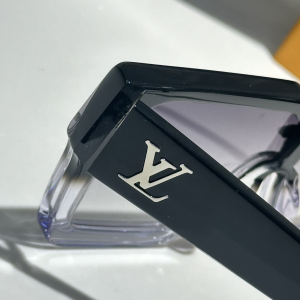 louvis V*t*n sunglasses