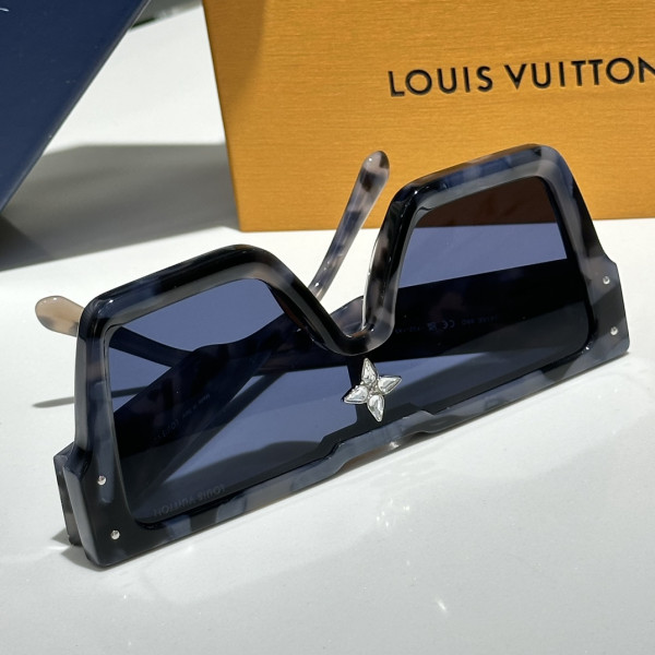 louvis V*t*n sunglasses