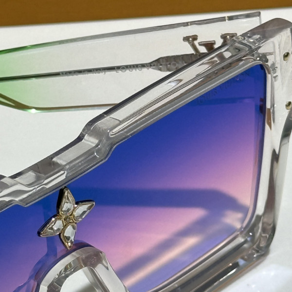 louvis V*t*n sunglasses