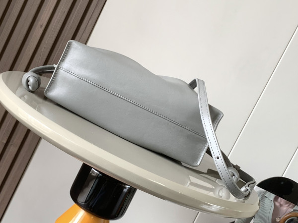 LOEWE Mini Flamenco clutch-23*18*9cm