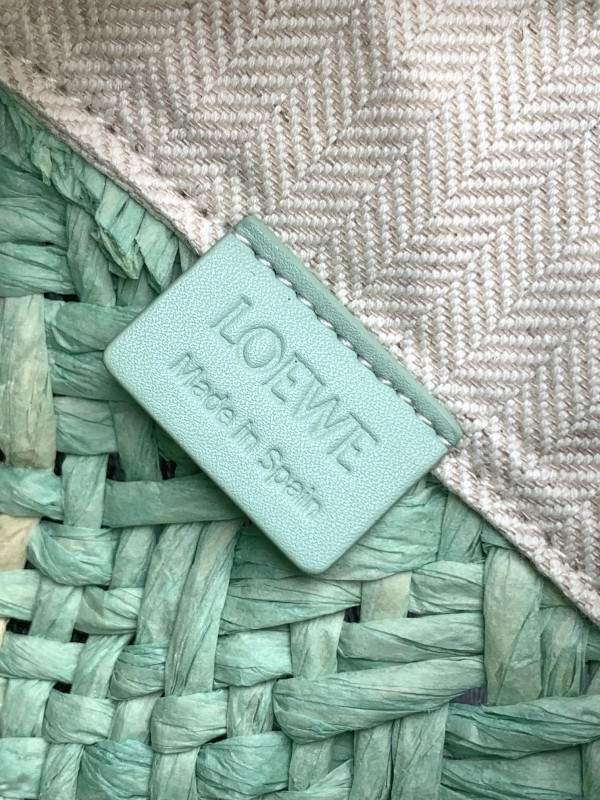 LOEWE Anagram Checks Mini bucket bag-22*14*6CM