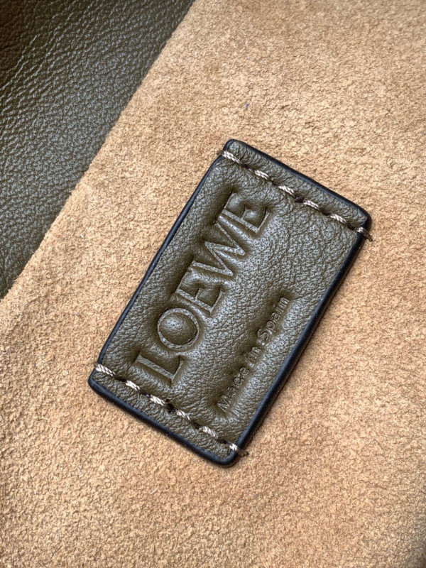 LOEWE Mini Flamenco clutch-23*18*9cm