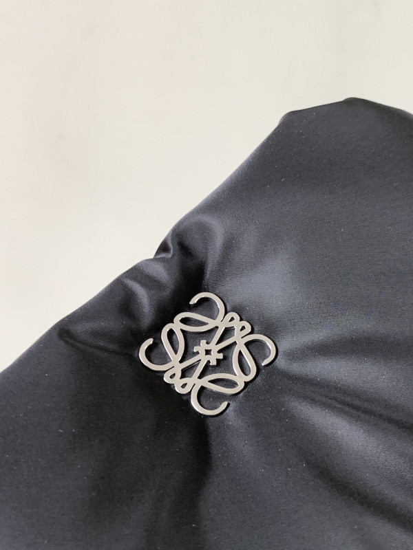 LOEWE Goya Puffer leather shoulder bag-23*17*9CM