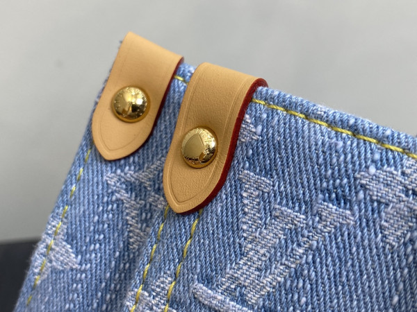 l**is V*t*n onthego pm-25*19*11.5cm