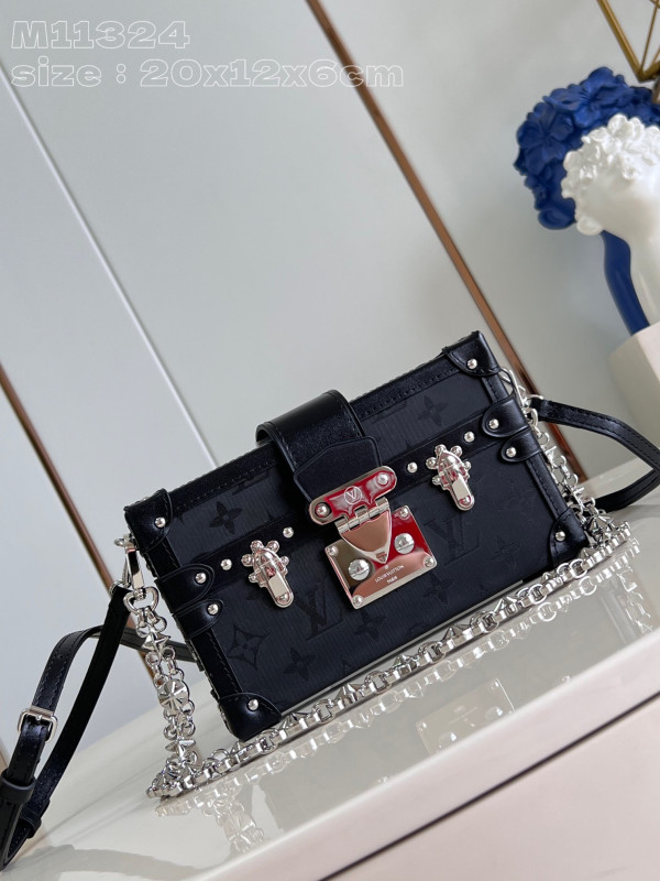 l**is V*t*n petite malle