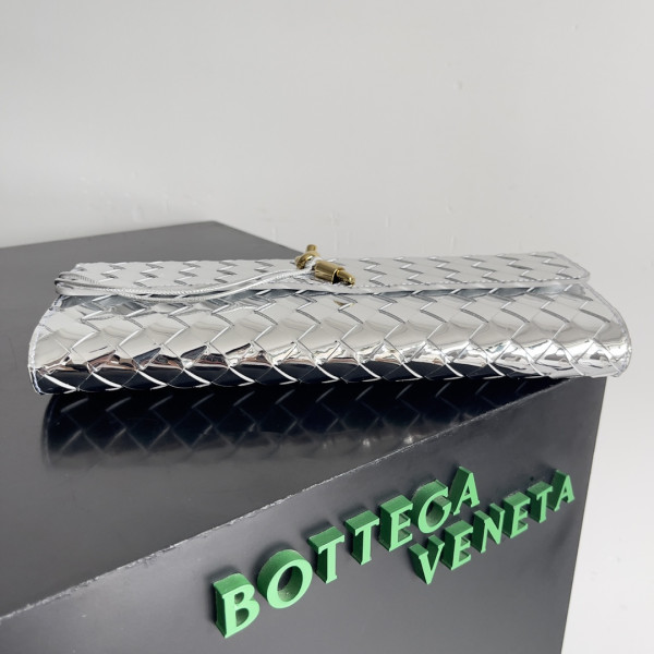 Bo*te*ga ve*ne*ta long clutch andiamo with handle-31*13*3cm