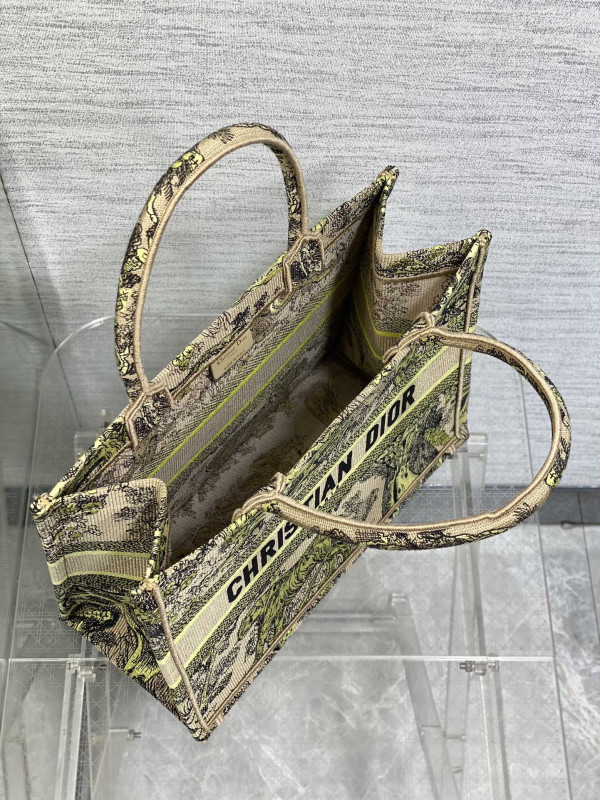 medium D*or book tote-36*18*28cm