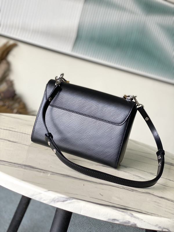 l**is V*t*n twist mm-23*17*9.5cm