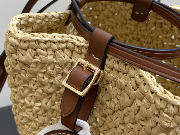 l**is V*t*n noé -11.5*12*11.5cm