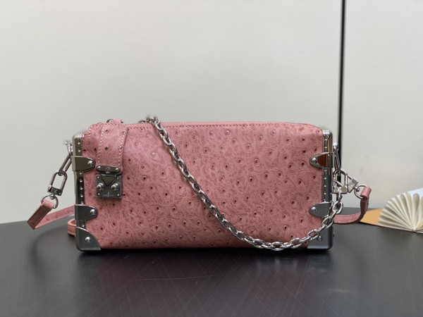 l**is V*t*n slim trunk-23*12*4cm