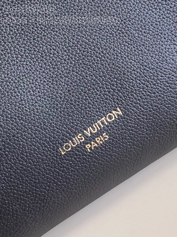 l**is V*t*n low key hobo jh-24*28*16cm