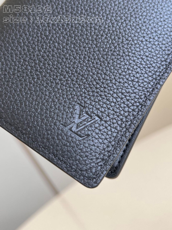 l**is V*t*n brazza wallet-10*19*2cm
