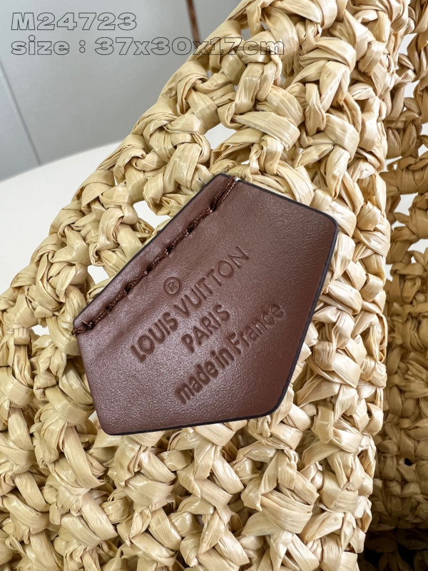 l**is V*t*n onthego mm-37.5*30*17cm