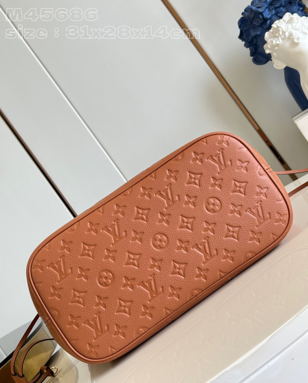 l**is V*t*n neverfull mm-31*28*14cm