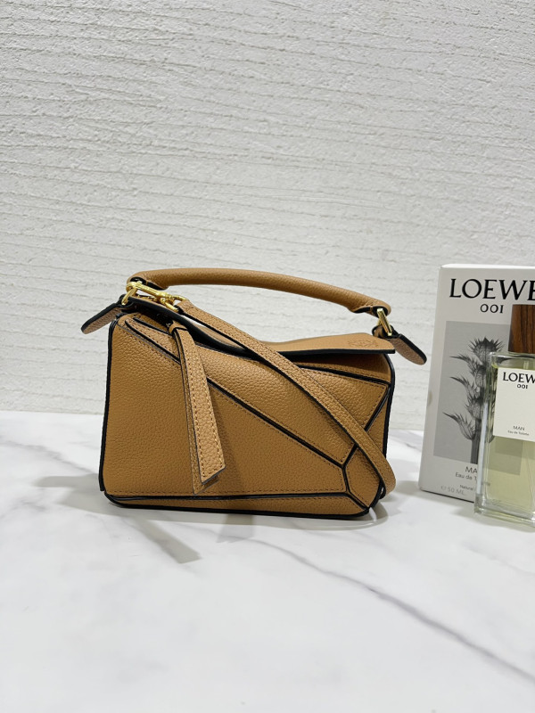 LOEWE PUZZLE BAG-18*12*7.5CM