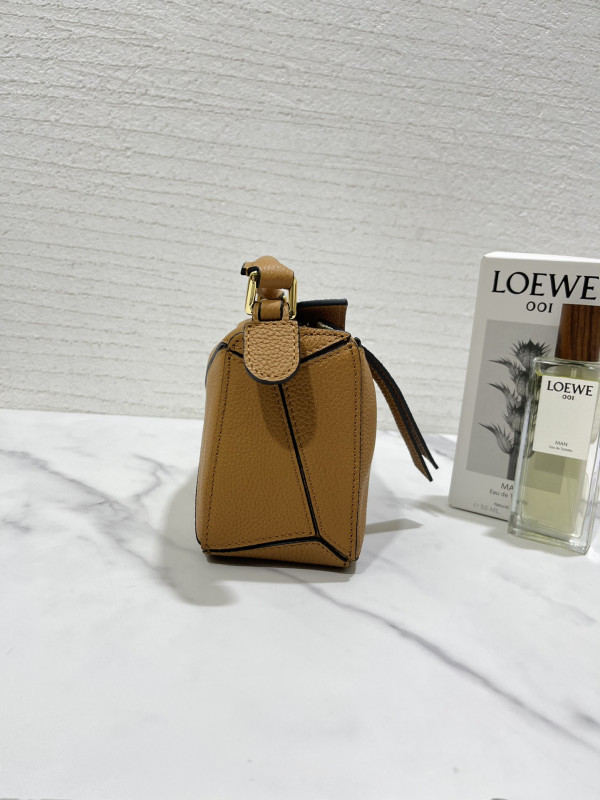 LOEWE PUZZLE BAG-18*12*7.5CM
