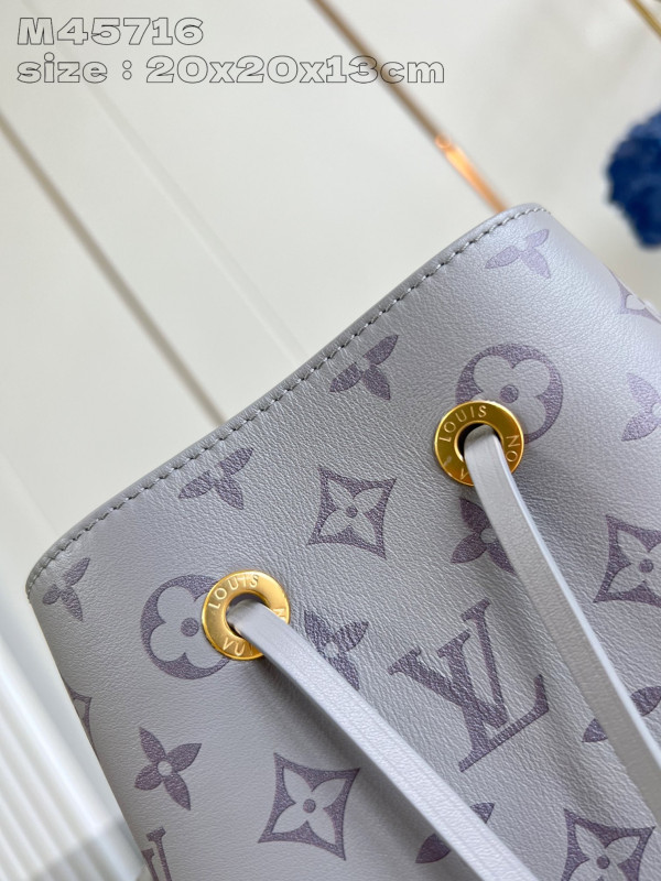 l**is V*t*n nÉonoÉ bb-20*20*13cm