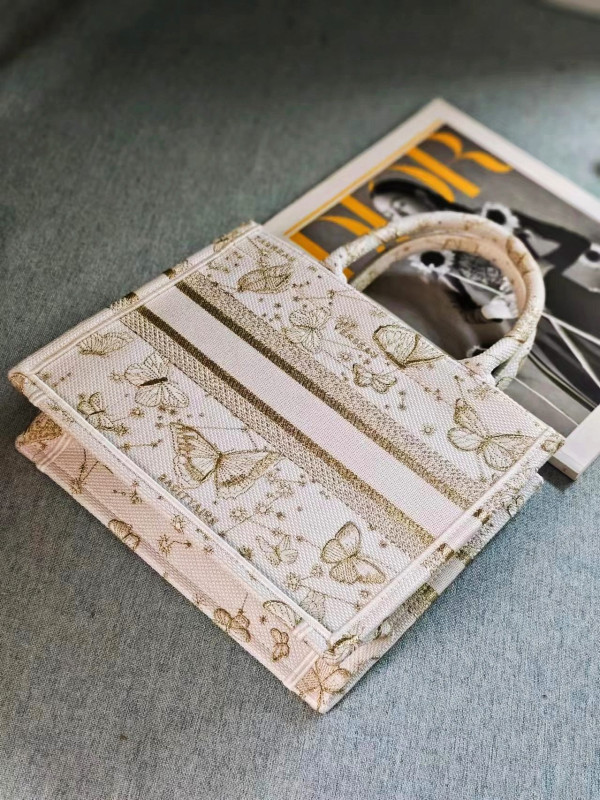 small D*or book tote-26cm